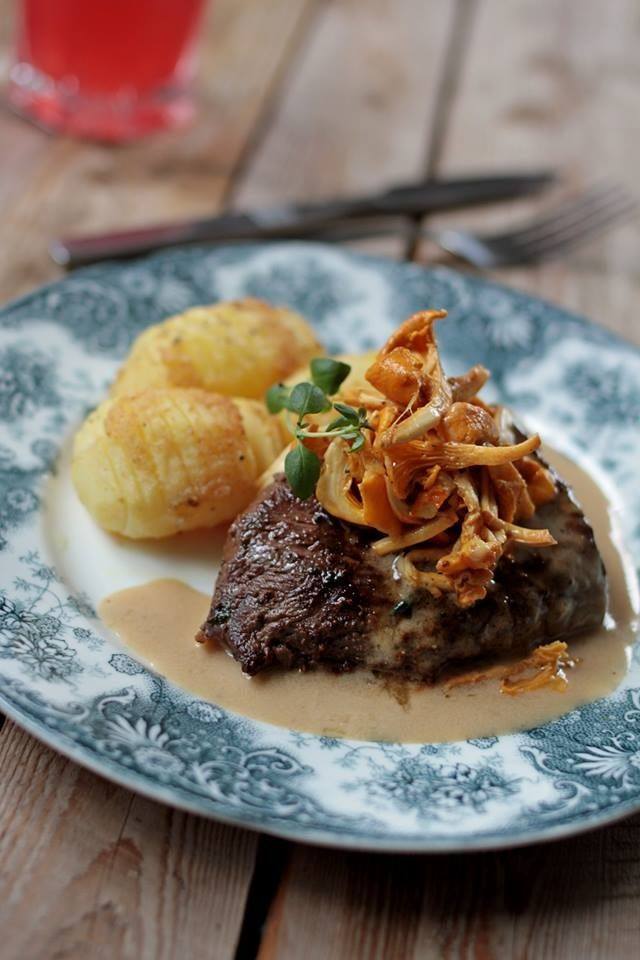 554144_553727051365061_1698055130_n